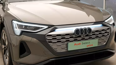AUDI Q8 Sportback e-tron
