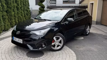 TOYOTA Avensis