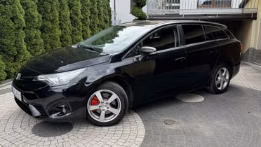 TOYOTA Avensis