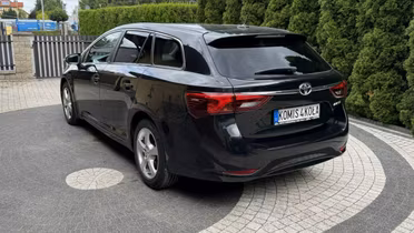 TOYOTA Avensis