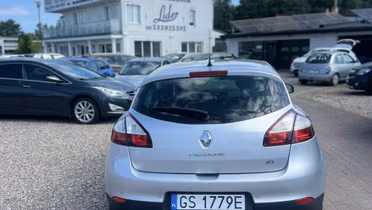 RENAULT Megane