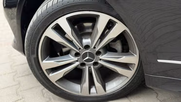 MERCEDES-BENZ E Klasa