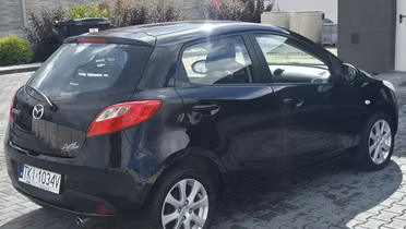 MAZDA 2