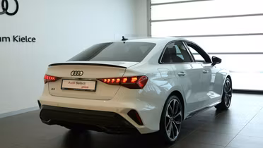 AUDI A3 Limousine