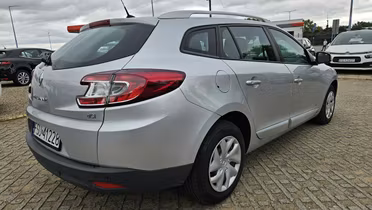 RENAULT Megane