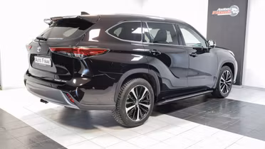 TOYOTA Highlander