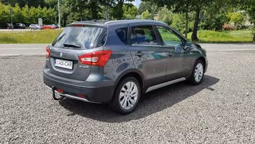 SUZUKI S-Cross