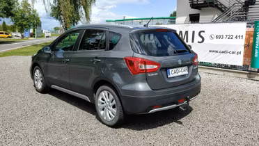 SUZUKI S-Cross