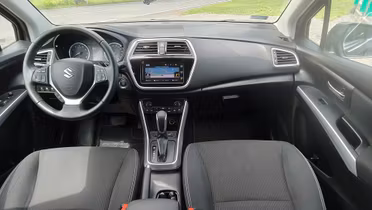 SUZUKI S-Cross