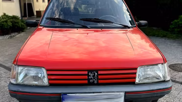 PEUGEOT 205