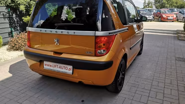 PEUGEOT 1007