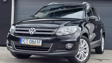 VOLKSWAGEN Tiguan