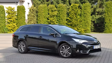 TOYOTA Avensis