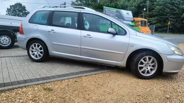 PEUGEOT 307