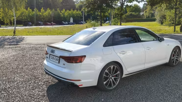 AUDI S4