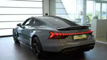 AUDI RS e-tron