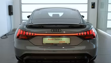 AUDI RS e-tron