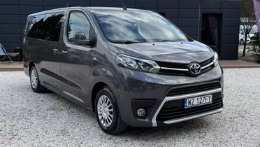 TOYOTA Proace Verso