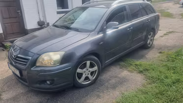 TOYOTA Avensis