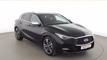 INFINITI Q30