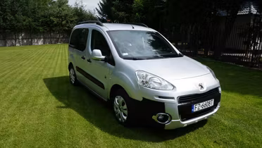 PEUGEOT Partner