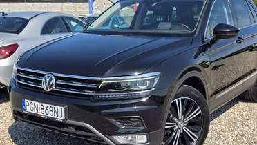 VOLKSWAGEN Tiguan