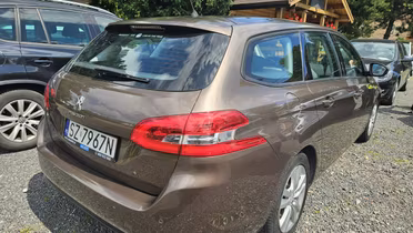 PEUGEOT 308