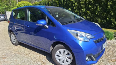 TOYOTA Verso-S