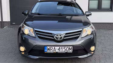 TOYOTA Avensis