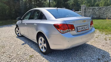 CHEVROLET Cruze