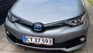 TOYOTA Auris