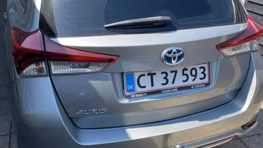TOYOTA Auris