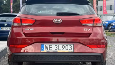 HYUNDAI i30
