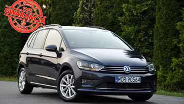 VOLKSWAGEN Golf Sportsvan