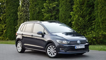 VOLKSWAGEN Golf Sportsvan