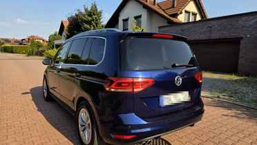 VOLKSWAGEN Touran