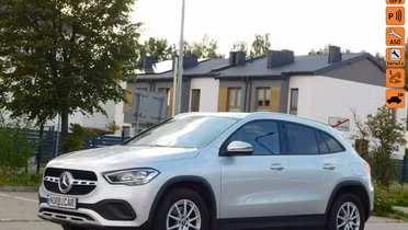 MERCEDES-BENZ GLA