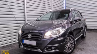 SUZUKI S-Cross