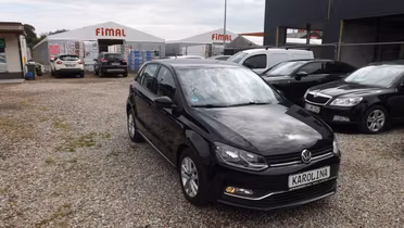 VOLKSWAGEN Polo