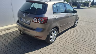 VOLKSWAGEN Golf Plus