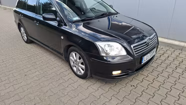 TOYOTA Avensis