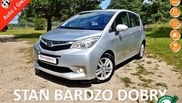 TOYOTA Verso-S