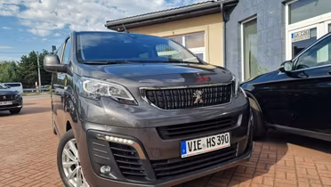 PEUGEOT Traveller