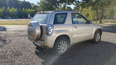 SUZUKI Grand Vitara