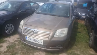 TOYOTA Avensis