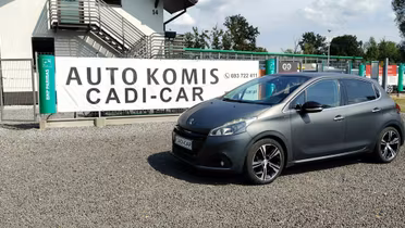 PEUGEOT 208