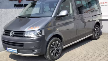 VOLKSWAGEN Multivan