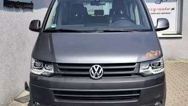 VOLKSWAGEN Multivan