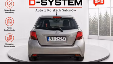 TOYOTA Yaris