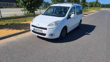 PEUGEOT Partner